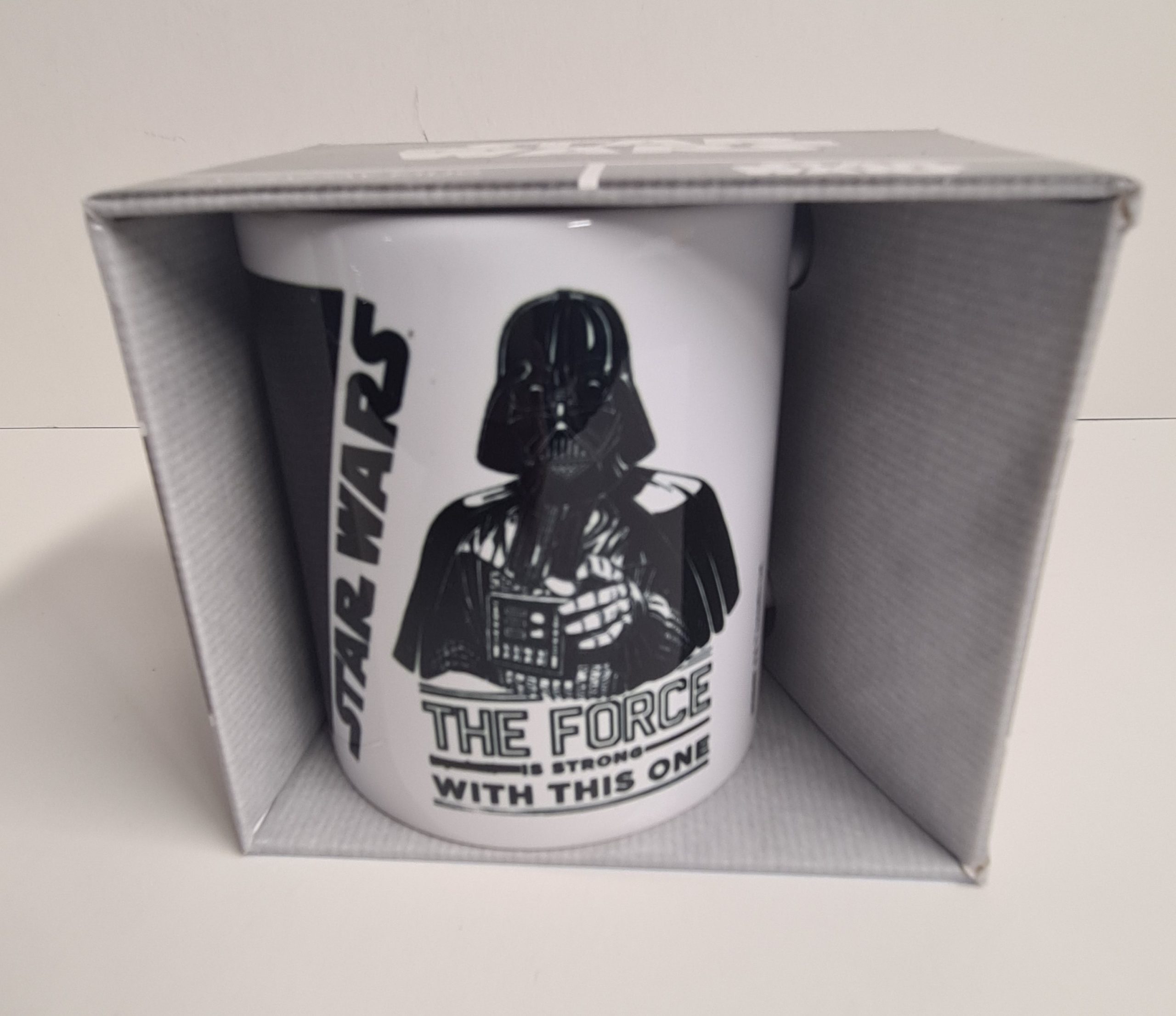 Star Wars (The Force is Strong) Mug - Image 2